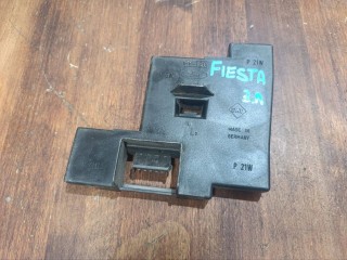 панель фонаря заднего левая, ориг. номер 96FG13N004BB, Ford Fiesta