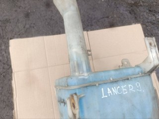 бачок омывателя, ориг. номер 060851032, Mitsubishi Lancer 9
