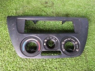 Рамка под магнитолу, ориг. номер MR532639, Mitsubishi Lancer 9