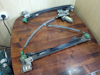 стеклоподъемник передний правый, Ford Focus