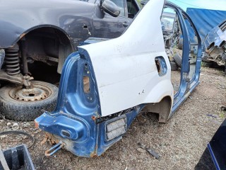 Часть кузова (вырезанный элемент), Renault Logan