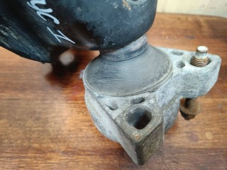 Подушка крепления двигателя, ориг. номер 98AB6037FE, Ford Focus