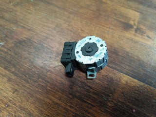 Моторедуктор воздушного потока, ориг. номер 83629379, BMW 3 E36 1990-1996