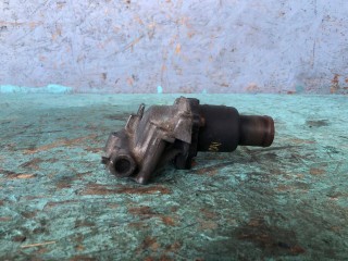 Корпус термостата, ориг. номер 8200578089, Renault Logan