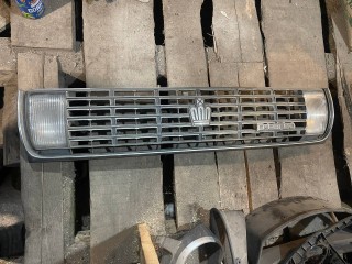 Решетка радиатора, ориг. номер 5311130520, Toyota Crown S130 1987-1999