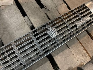 Решетка радиатора, ориг. номер 5311130520, Toyota Crown S130 1987-1999