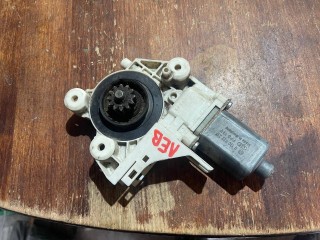 моторчик стеклоподъемника передний левый, ориг. номер 4M5T14A389, 0130822217, Ford Focus 2 2004-2008