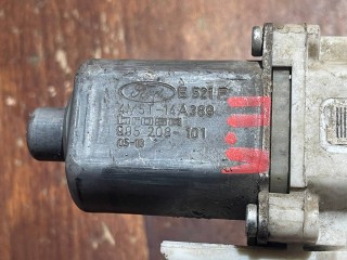 моторчик стеклоподъемника передний левый, ориг. номер 4M5T14A389, 0130822217, Ford Focus 2 2004-2008