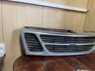 Решетка радиатора, Saab 900