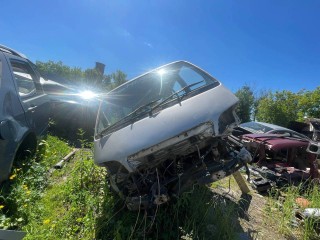 четверть, Toyota Hiace 4 H100