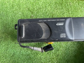 CD-чейнджер, ориг. номер F379117002, BYD F3
