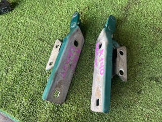 Петля капота, ориг. номер 1688800228, 1688800128, Mercedes-Benz A W168 1997-2001