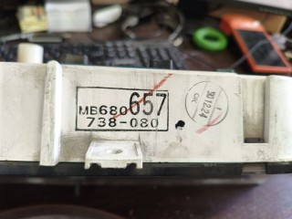 Щиток приборов (приборная панель), ориг. номер MV680657, Mitsubishi Lancer 5 1988-1994