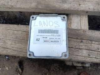 Блок управления двигателем Chevrolet Lanos 2002-2009, 12220799