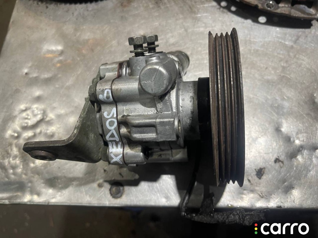 Насос гидроусилителя руля Mazda Xedos 6 1992-2000, левый руль, C00332600, фото 2