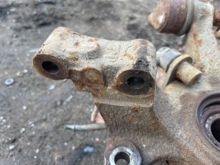 кулак передний правый, Mazda Xedos 6 1992-2000