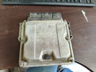 Блок управления двигателем Renault Laguna 2 2001-2005, 0281010297