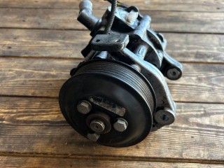 насос гидроусилителя руля BMW 7 F01/F02 2008-2012, левый руль, 6796493