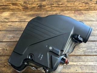 корпус воздушногo фильтра BMW 7 F01/F02 2008-2012, N63 B44 A, 4.4 л, 7577464