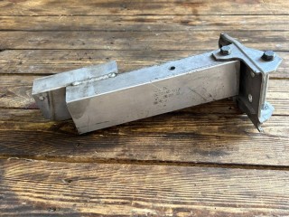 усилитель переднего бампера BMW 7 F01/F02 2008-2012, 7186514