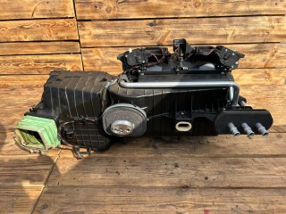 корпус отопителя (печки) BMW 7 F01/F02 2008-2012, N63 B44 A, 4.4 л, 9197019