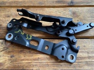 петля капота правая BMW 7 F01/F02 2008-2012, 7184190