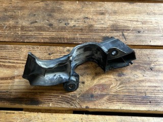 уплотнитель капота BMW 7 F01/F02 2008-2012, 51767183827