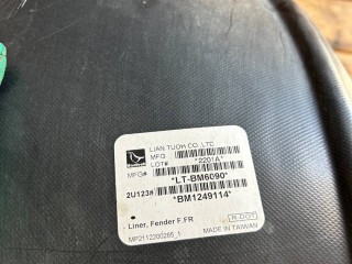 подкрылок передний правый, BMW 7 F01/F02 2008-2012
