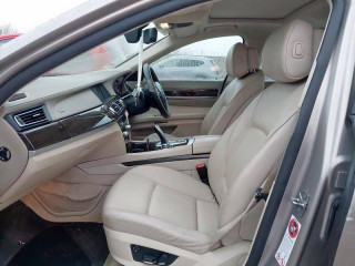 BMW 7 F01/F02 2009г. 3.0 л., N57 D30 A - фото №2