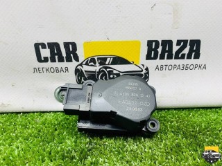 моторчик заслонки печки, ориг. номер A2308201242, Mercedes-Benz E W211 2002-2006