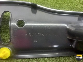 накладка крышки багажника, ориг. номер 30674787, Volvo C30 1 поколение [рестайлинг] 2009-2013