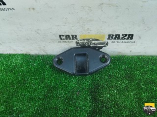 ответная часть (скоба) замка двери, ориг. номер 2K0843667A, 2K0843667, Volkswagen Caddy 3 поколение [рестайлинг] 2010-2015