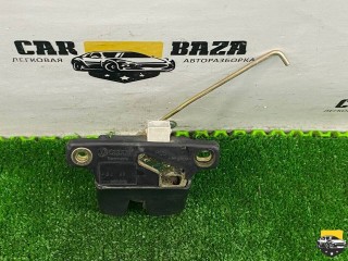 замок багажника, ориг. номер 8D5827505, Audi A4 B5 1994-1999