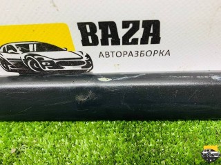накладка двери задней правой, ориг. номер 828702F000, Nissan Primera