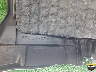 декоративная накладка торпедо, ориг. номер 556070D010, Toyota Yaris 2 поколение XP90 2005-2009