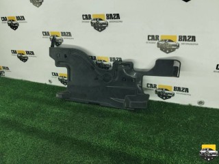 декоративная накладка торпедо, ориг. номер 556060D010, Toyota Yaris 2 поколение XP90 2005-2009