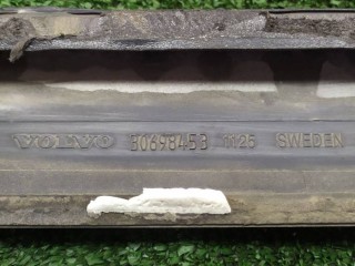накладка двери задней левой, ориг. номер 30698453, Volvo C70 2 поколение 2005-2009