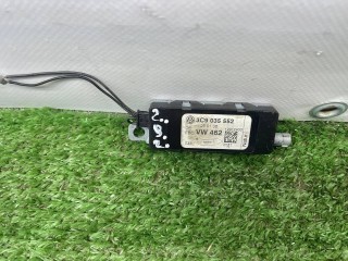 усилитель антенны в заднем стекле, ориг. номер 3C9035552, Volkswagen Passat B6 2005-2010