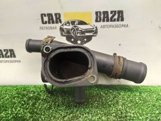 фланец (тройник) системы охлаждения, ориг. номер 038121132D, SEAT Toledo 3 поколение 2004-2009