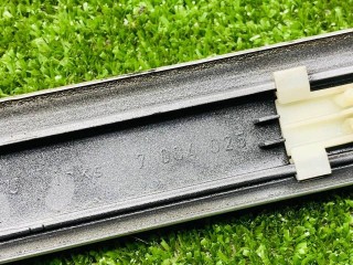 молдинг двери задней левой, ориг. номер 7004025, BMW 5 E39 1995-2000