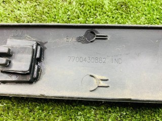 молдинг двери передней правой, ориг. номер 7700430882, Renault Megane 1 поколение [рестайлинг] 1999-2003