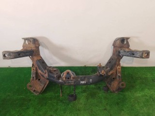 передняя балка (подрамник), ориг. номер LD4734800B, Mazda MPV 2 поколение 1999-2003
