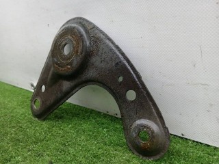 Кронштейн крепления балки подвески, Renault Laguna 2 поколение 2001-2005