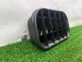 4A0819181 Решетка вентиляции кузова Volkswagen Caddy 3 поколение 2005г. - фото №4
