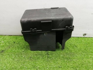 блок предохранителей, ориг. номер 8200242763, Renault Espace 4 поколение 2002-2006