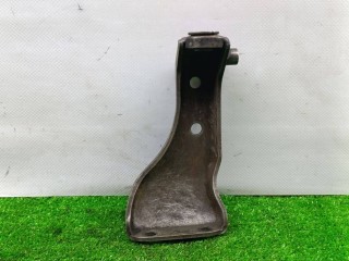 кронштейн ТНВД, ориг. номер 068130143A, Volkswagen Transporter T3 1979-1982
