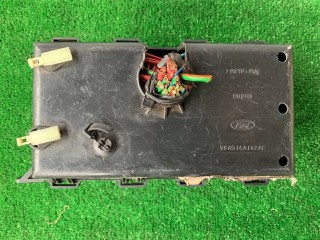 блок предохранителей, ориг. номер 98AG14A142AC, Ford Focus 1 поколение 1998-2001
