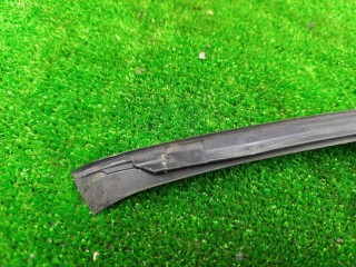 молдинг лобового стекла, ориг. номер 3C0854327A, Volkswagen Passat B6 2005-2010