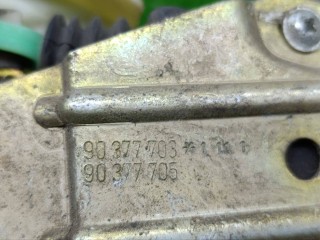 замок двери передней левой, ориг. номер 90377703, 90277865, 90377705, Opel Omega A [рестайлинг] 1990-1994