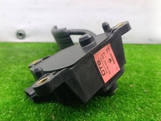 педаль газа, ориг. номер 8200297335, Renault Clio 2 поколение [2-й рестайлинг] 2003-2013